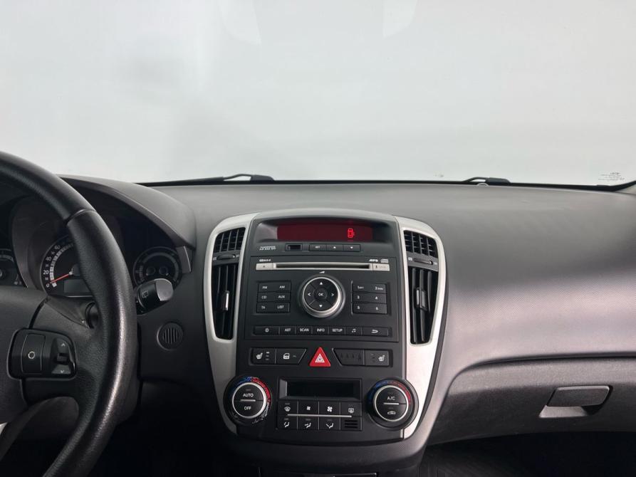 Kia Ceed I Рестайлинг Архангельск  - изображение 19