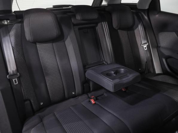 Peugeot 3008 II с пробегом 2019 года, цена 1 499 000 рублей, 134590 км, внедорожник, Автокод Объявления