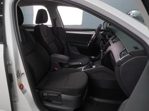 Skoda Octavia III (A7) с пробегом 2013 года, цена 999 000 рублей, 219919 км, лифтбек, Автокод Объявления