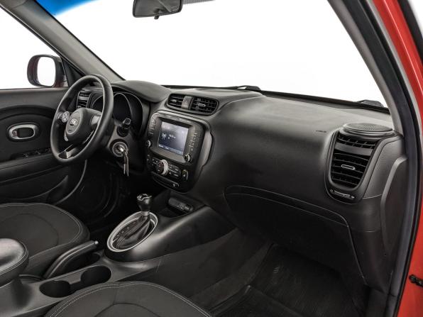 Kia Soul II Рестайлинг с пробегом 2019 года, цена 1 620 000 рублей, 123973 км, хэтчбек, Автокод Объявления