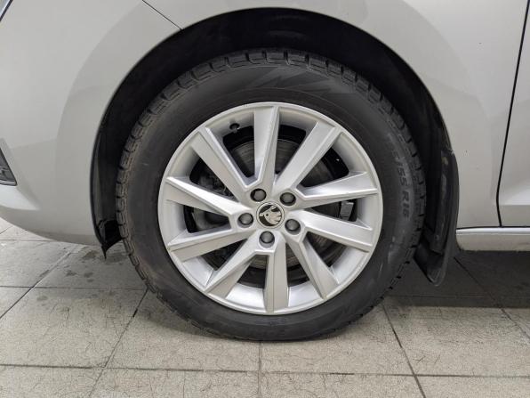 Skoda Rapid II с пробегом 2020 года, цена 1 580 000 рублей, 113874 км, лифтбек, Автокод Объявления