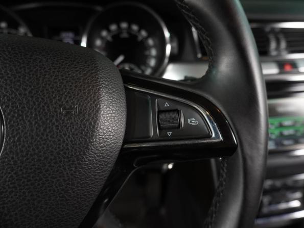 Skoda Superb II с пробегом 2013 года, цена 1 099 000 рублей, 232446 км, лифтбек, Автокод Объявления