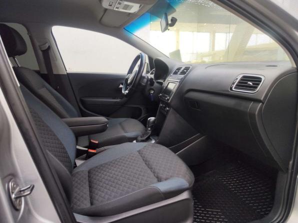 Volkswagen Polo V Рестайлинг с пробегом 2019 года, цена 1 430 000 рублей, 95265 км, седан, Автокод Объявления