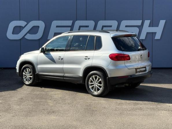 Volkswagen Tiguan I Рестайлинг с пробегом 2012 года, цена 749 000 рублей, 229458 км, внедорожник, Автокод Объявления