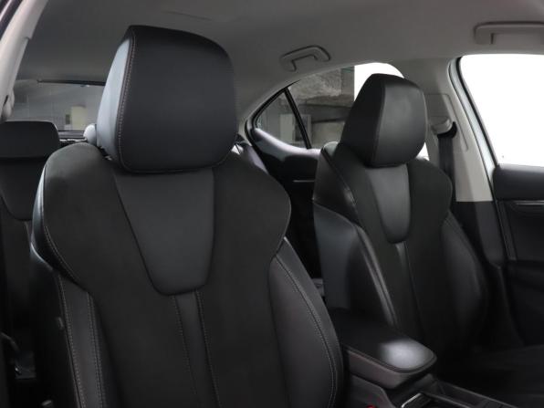 Skoda Octavia IV (A8) с пробегом 2020 года, цена 2 299 000 рублей, 76541 км, лифтбек, Автокод Объявления