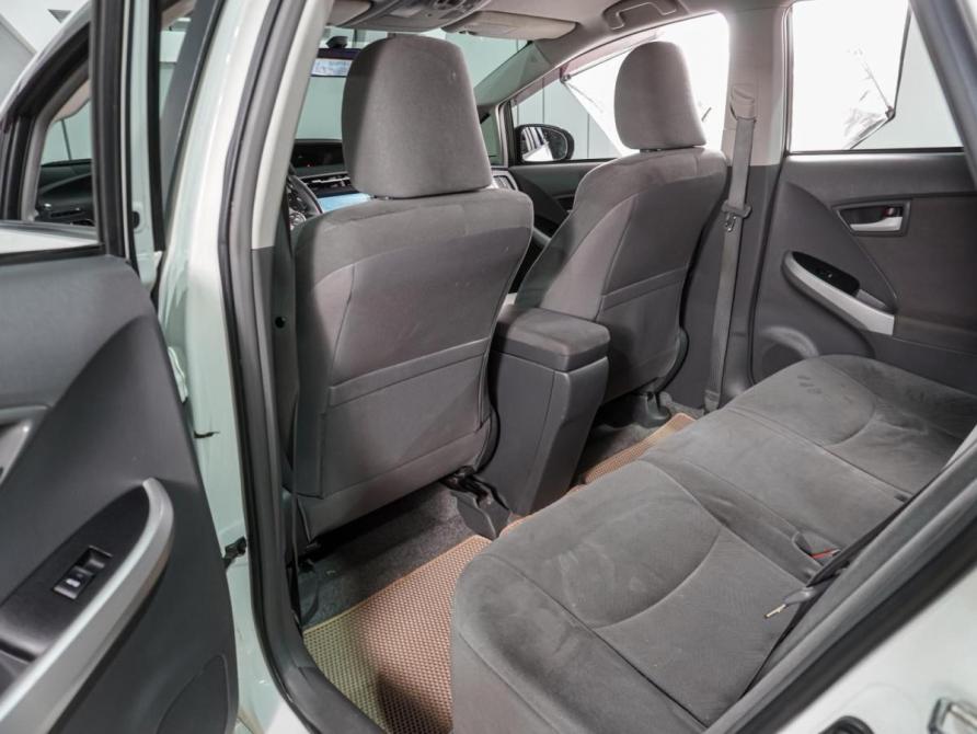 Toyota Prius III (XW30) Воронеж  - изображение 11