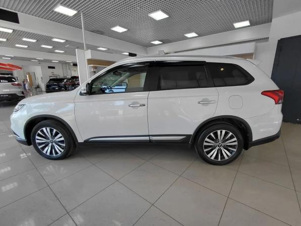 Mitsubishi Outlander III Рестайлинг 3 с пробегом 2020 года, цена 2 650 000 рублей, 81495 км, внедорожник, Автокод Объявления
