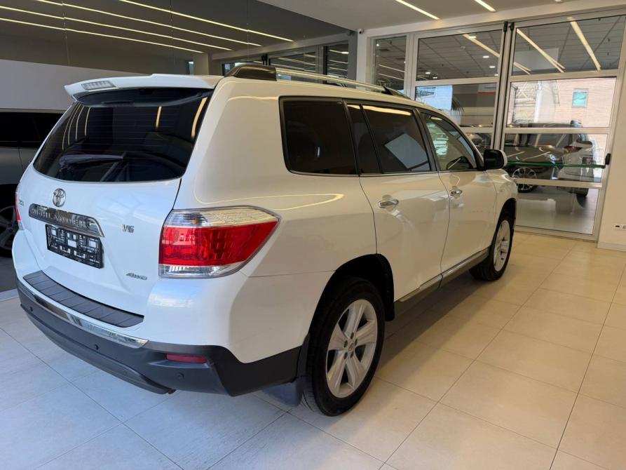 Toyota Highlander II (XU40) Рестайлинг Челябинск  - изображение 4