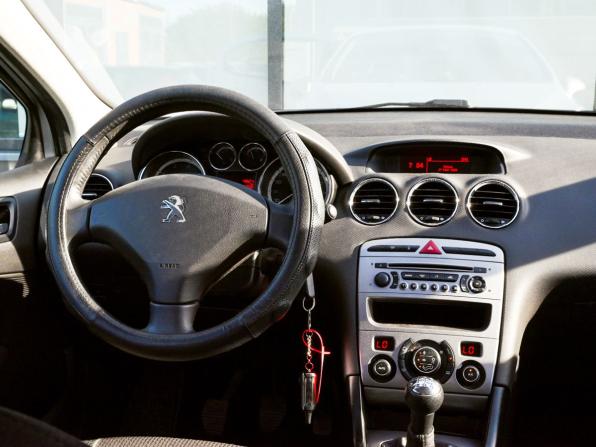 Peugeot 408 I с пробегом 2014 года, цена 875 000 рублей, 61255 км, седан, Автокод Объявления