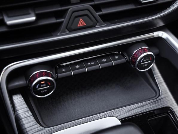 Geely Tugella I Рестайлинг с пробегом 2024 года, цена 3 089 000 рублей, 48198 км, внедорожник, Автокод Объявления