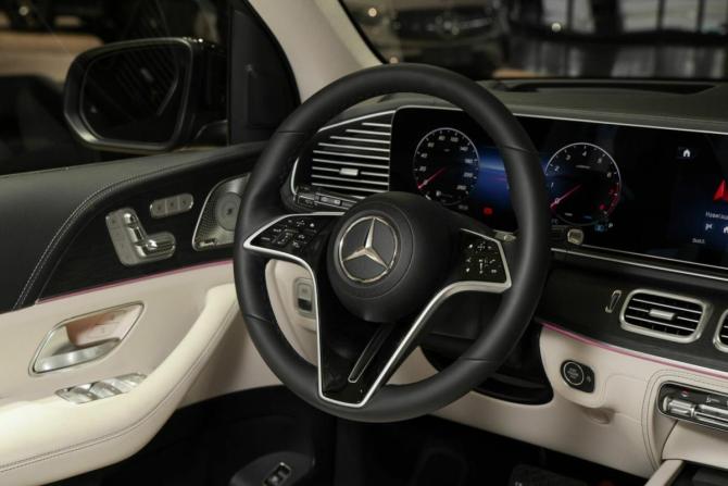 Новый Mercedes-Benz GLE II (V167) Рестайлинг 2026 года, цена 11 590 000 рублей, внедорожник, Автокод Объявления