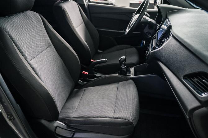 Hyundai Solaris II Рестайлинг с пробегом 2021 года, цена 1 330 000 рублей, 85154 км, седан, Автокод Объявления