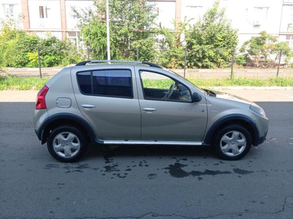 Renault Sandero I с пробегом 2013 года, цена 680 000 рублей, 151929 км, хэтчбек, Автокод Объявления