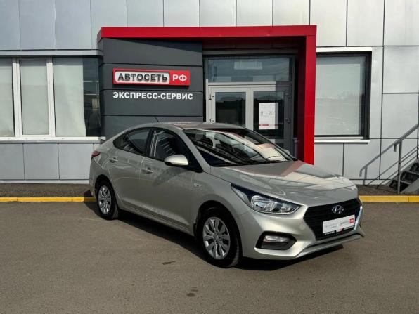 Hyundai Solaris II с пробегом 2019 года, цена 1 340 000 рублей, 68090 км, седан, Автокод Объявления