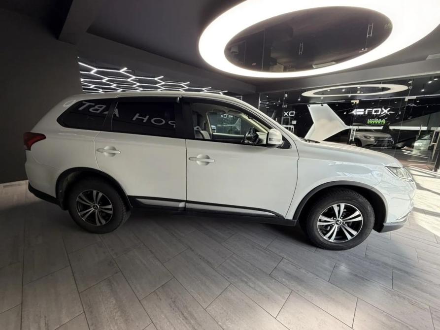 Mitsubishi Outlander III Рестайлинг 2 Москва  - изображение 4