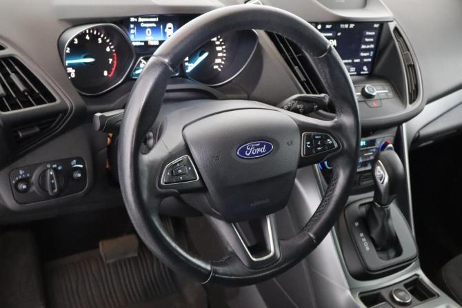 Ford Kuga II Рестайлинг с пробегом 2019 года, цена 1 499 000 рублей, 146000 км, внедорожник, Автокод Объявления