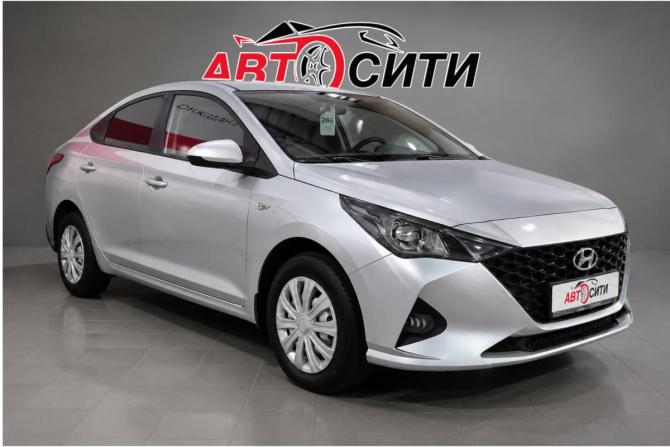 Hyundai Solaris II Рестайлинг с пробегом 2021 года, цена 1 650 000 рублей, 43000 км, седан, Автокод Объявления