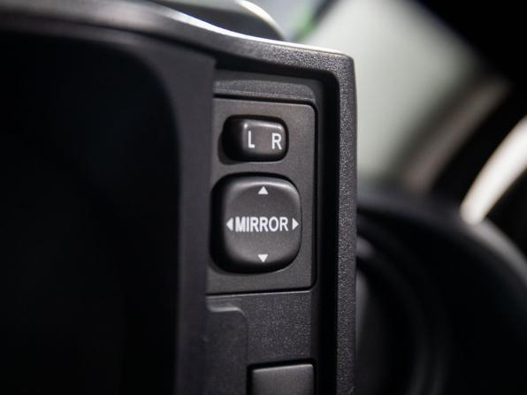 Toyota Probox I Рестайлинг с пробегом 2016 года, цена 978 500 рублей, 102002 км, универсал, Автокод Объявления