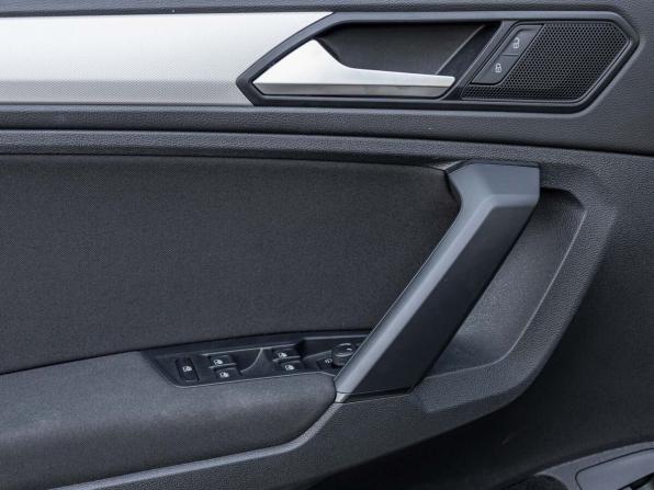 Volkswagen Tiguan II с пробегом 2020 года, цена 2 799 400 рублей, 23000 км, внедорожник, Автокод Объявления