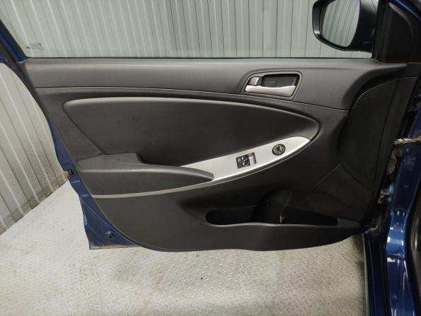 Hyundai Solaris I Рестайлинг с пробегом 2014 года, цена 899 000 рублей, 157789 км, седан, Автокод Объявления