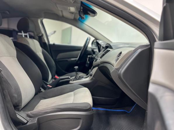 Chevrolet Cruze I с пробегом 2011 года, цена 670 000 рублей, 197197 км, седан, Автокод Объявления