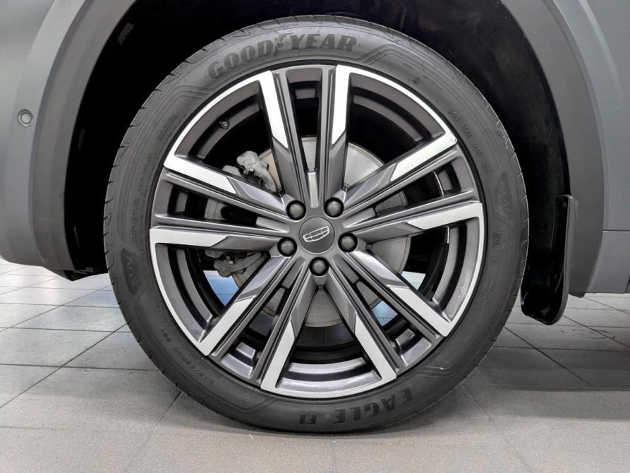 Geely Monjaro I Москва  - изображение 20