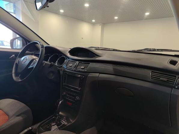 Dongfeng H30 Cross с пробегом 2016 года, цена 560 000 рублей, 70715 км, хэтчбек, Автокод Объявления