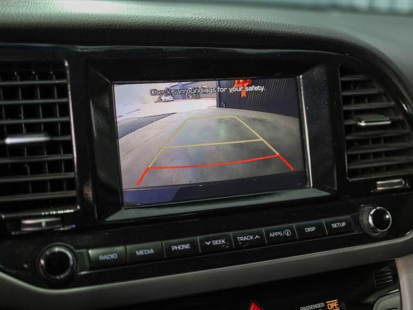 Hyundai Elantra VI (AD) с пробегом 2016 года, цена 1 239 000 рублей, 126000 км, седан, Автокод Объявления