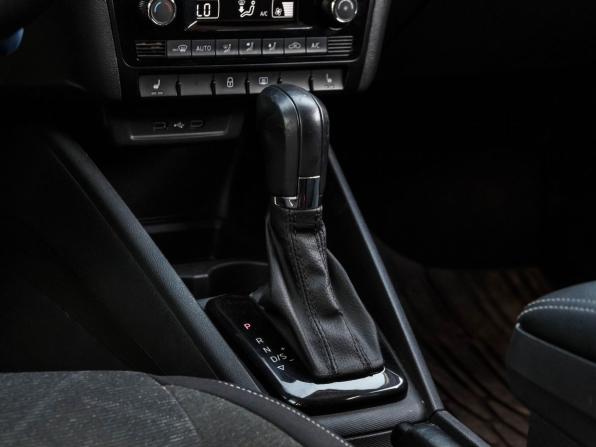 Volkswagen Polo VI с пробегом 2021 года, цена 1 600 000 рублей, 76375 км, лифтбек, Автокод Объявления