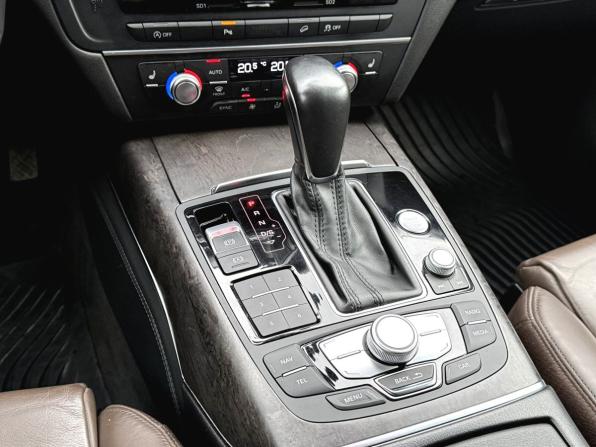 Audi A6 allroad III (C7) Рестайлинг с пробегом 2016 года, цена 3 470 000 рублей, 104000 км, универсал, Автокод Объявления