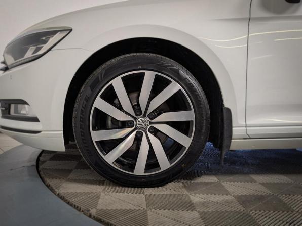 Volkswagen Passat B8 с пробегом 2018 года, цена 2 099 500 рублей, 169000 км, седан, Автокод Объявления