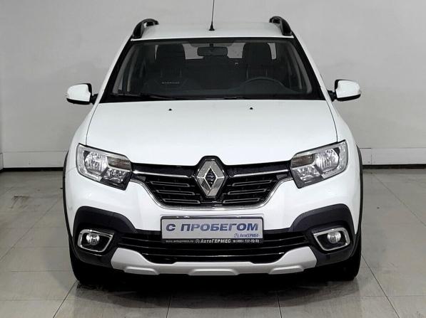 Renault Logan II Рестайлинг с пробегом 2021 года, цена 1 335 000 рублей, 37572 км, седан, Автокод Объявления