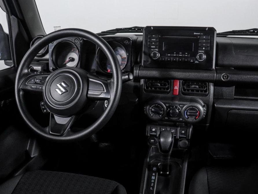 Suzuki Jimny IV Москва  - изображение 12
