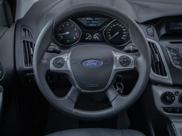 Ford Focus III с пробегом 2013 года, цена 820 000 рублей, 182000 км, седан, Автокод Объявления