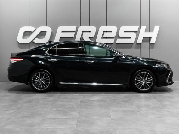 Toyota Camry VIII (XV70) Рестайлинг с пробегом 2023 года, цена 3 799 000 рублей, 32421 км, седан, Автокод Объявления