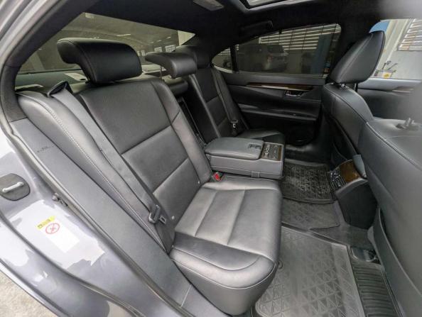 Lexus ES VI с пробегом 2014 года, цена 2 687 000 рублей, 128863 км, седан, Автокод Объявления