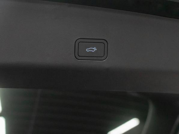 Geely Monjaro I Рестайлинг 2 с пробегом 2026 года, цена 4 400 000 рублей, 50 км, внедорожник, Автокод Объявления