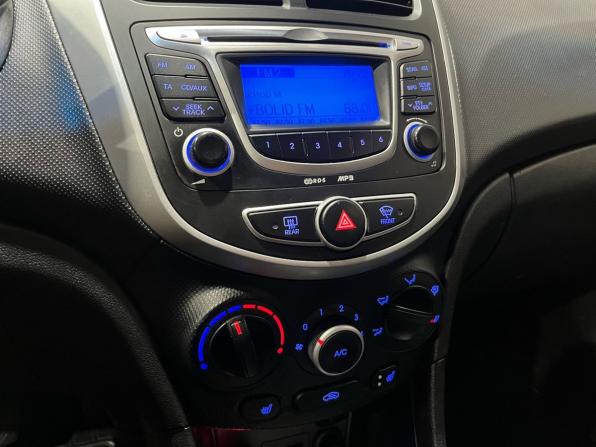 Hyundai Solaris I с пробегом 2012 года, цена 687 000 рублей, 99700 км, хэтчбек, Автокод Объявления