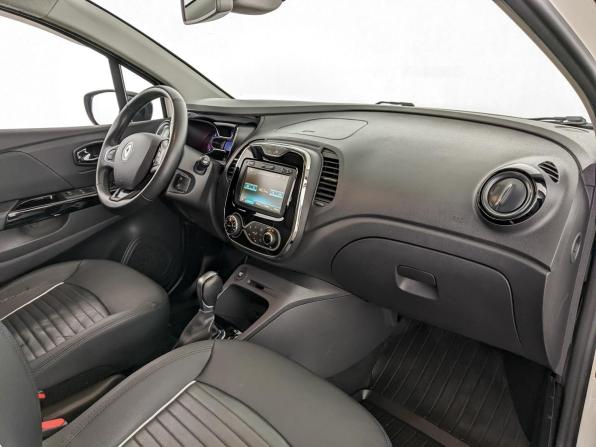 Renault Kaptur I с пробегом 2019 года, цена 1 745 000 рублей, 59833 км, внедорожник, Автокод Объявления