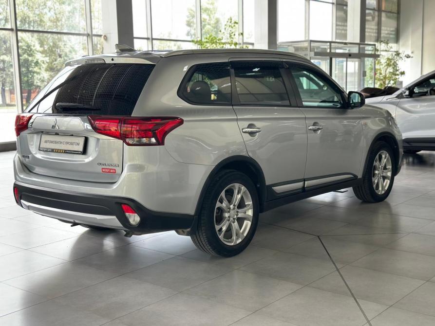 Mitsubishi Outlander III Рестайлинг 2 Новосибирск  - изображение 7