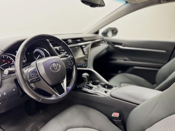Toyota Camry VIII (XV70) с пробегом 2019 года, цена 2 355 000 рублей, 159940 км, седан, Автокод Объявления