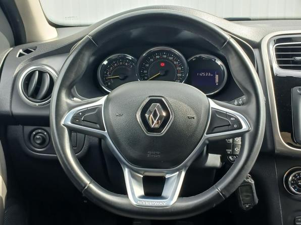 Renault Sandero II Рестайлинг с пробегом 2018 года, цена 1 029 000 рублей, 112560 км, хэтчбек, Автокод Объявления