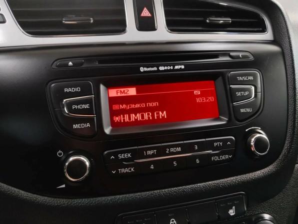 Kia Ceed II с пробегом 2015 года, цена 1 053 150 рублей, 165241 км, хэтчбек, Автокод Объявления
