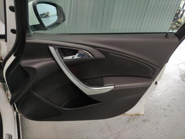 Opel Astra J Рестайлинг с пробегом 2012 года, цена 787 000 рублей, 175360 км, хэтчбек, Автокод Объявления