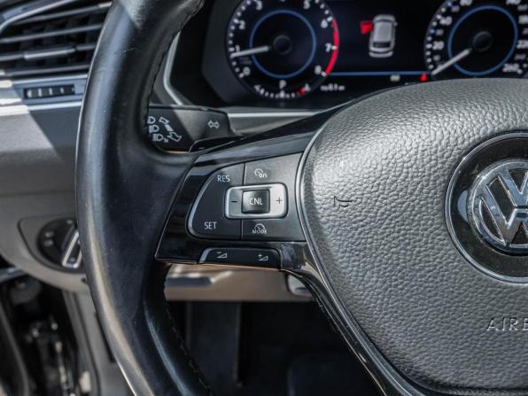 Volkswagen Tiguan II с пробегом 2017 года, цена 2 445 200 рублей, 162524 км, внедорожник, Автокод Объявления