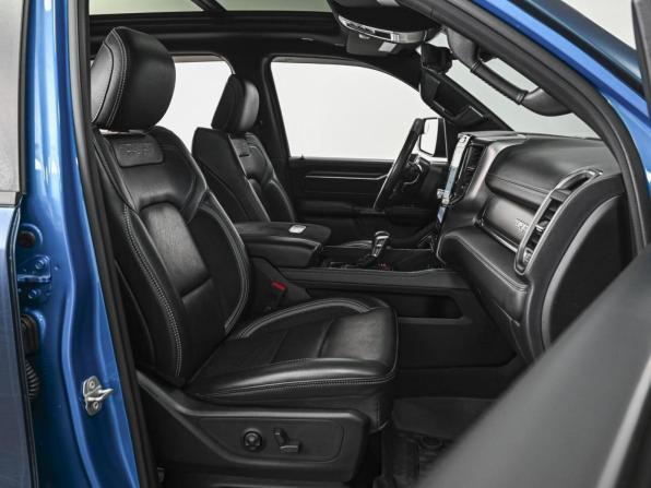 Ram 1500 V с пробегом 2022 года, цена 11 050 000 рублей, 36539 км, offers.body_type.unknown, Автокод Объявления