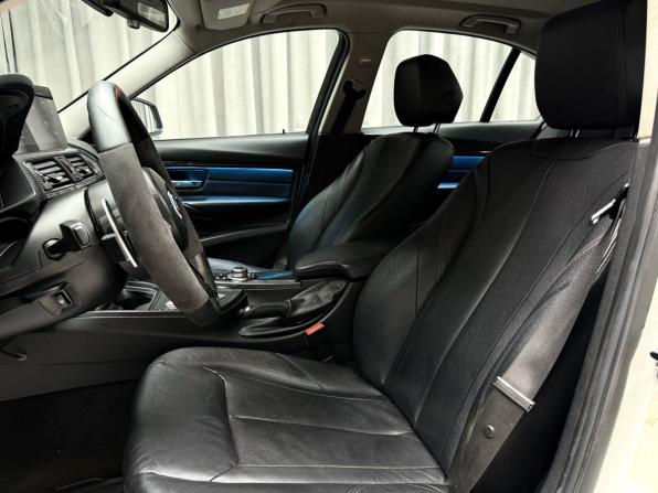 BMW 3 серии VI (F3x) с пробегом 2012 года, цена 1 999 000 рублей, 298000 км, седан, Автокод Объявления