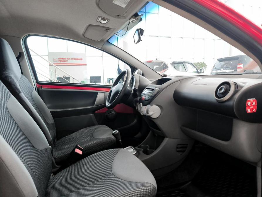 Peugeot 107 I Казань  - изображение 13