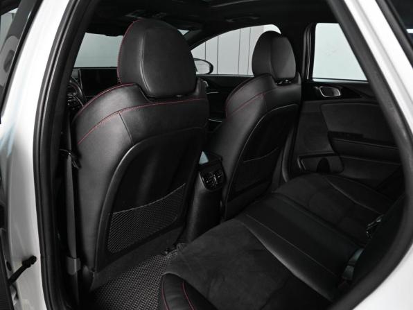 Kia Proceed I с пробегом 2019 года, цена 2 399 000 рублей, 121298 км, универсал, Автокод Объявления