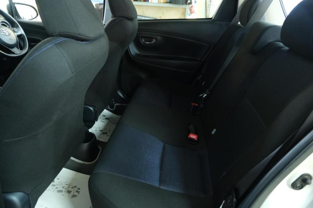 Toyota Vitz III (XP130) Рестайлинг Омск  - изображение 21